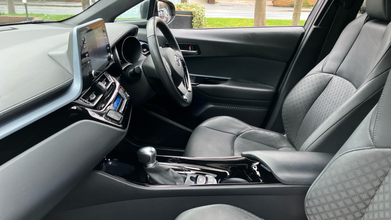 Toyota C-HR 1.8 Hybrid Design 5dr CVT Hybrid Hatchback